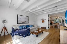 Casa Viel X• South Beach 2BR Apt with Free Parking