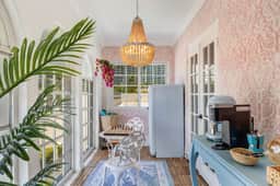 CasaViel IX • South Beach 2BR Apt • Free Parking