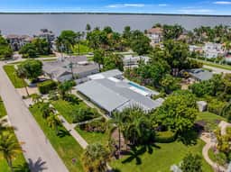 Almeria Fort Myers Oasis: Private Pool & Game Room - Image 5