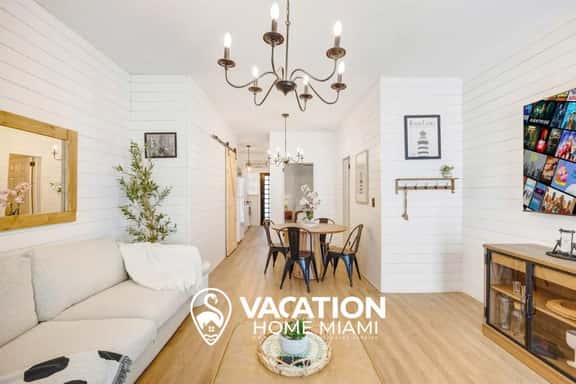 Casa Viel IV• South Beach 1BR Apt • Free Parking - Image 1