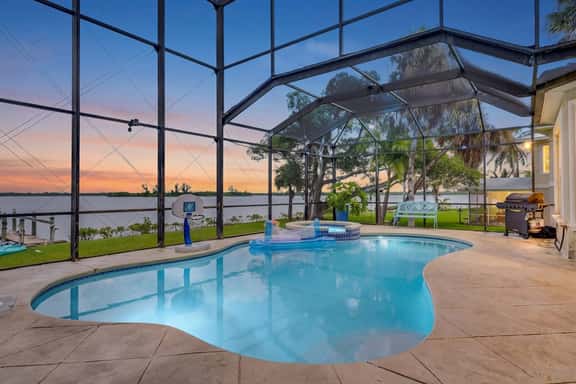 Riverfront 5BR Villa - Private Dock & Pool - Image 1