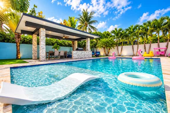 4 BR Family Pool Home with Game Room - Image 1