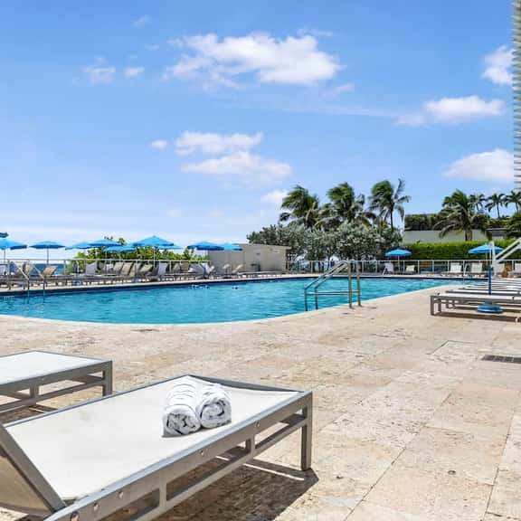 Oceanfront Studio w/ Heated Pool & Balcony Views - Image 1