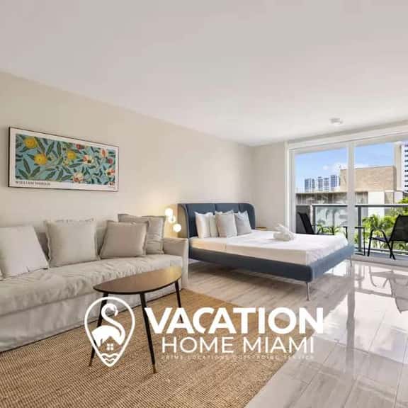 Oceanfront Studio w/ Heated Pool & Balcony Views - Image 1