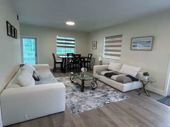 Spring Village by Canal Loft • MIA, free parking