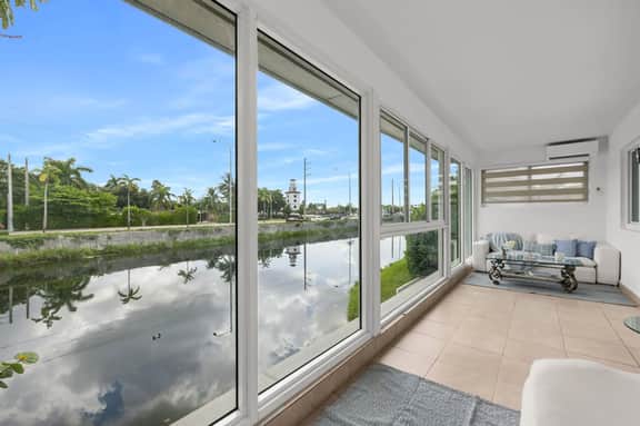 Canal-View Terrace, Family-Friendly, 5 Min to MIA - Image 5