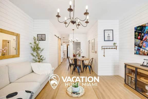 Stylish Apt in South Beach w/ Free Parking - Image 2