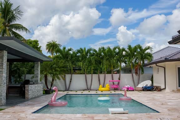 4 BR Family Pool Home with Game Room - Image 5