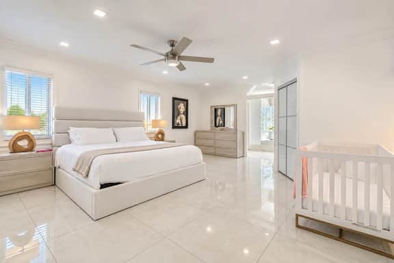 4 BR Family Pool Home with Game Room - Image 3