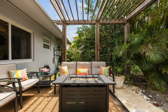 Casa Dania | Family Beach Home with Playground