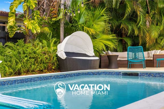 Pool Oasis • 10 Min to Beach • The Other Hollywood - Image 1