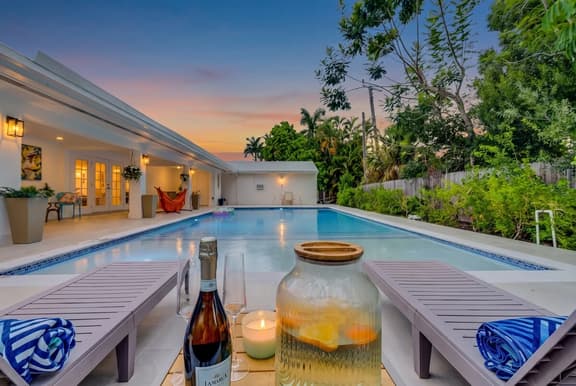 Almeria Fort Myers Oasis: Private Pool & Game Room - Image 1